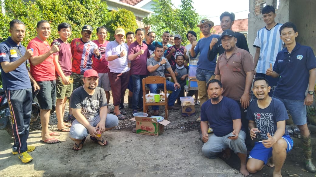 DUA KELURAHAN TAMARUNANG DAN TOMPOBALANG KERJA BAKTI DAN PERINGATI HARI LAHIR PANCASILA 1 JUNI