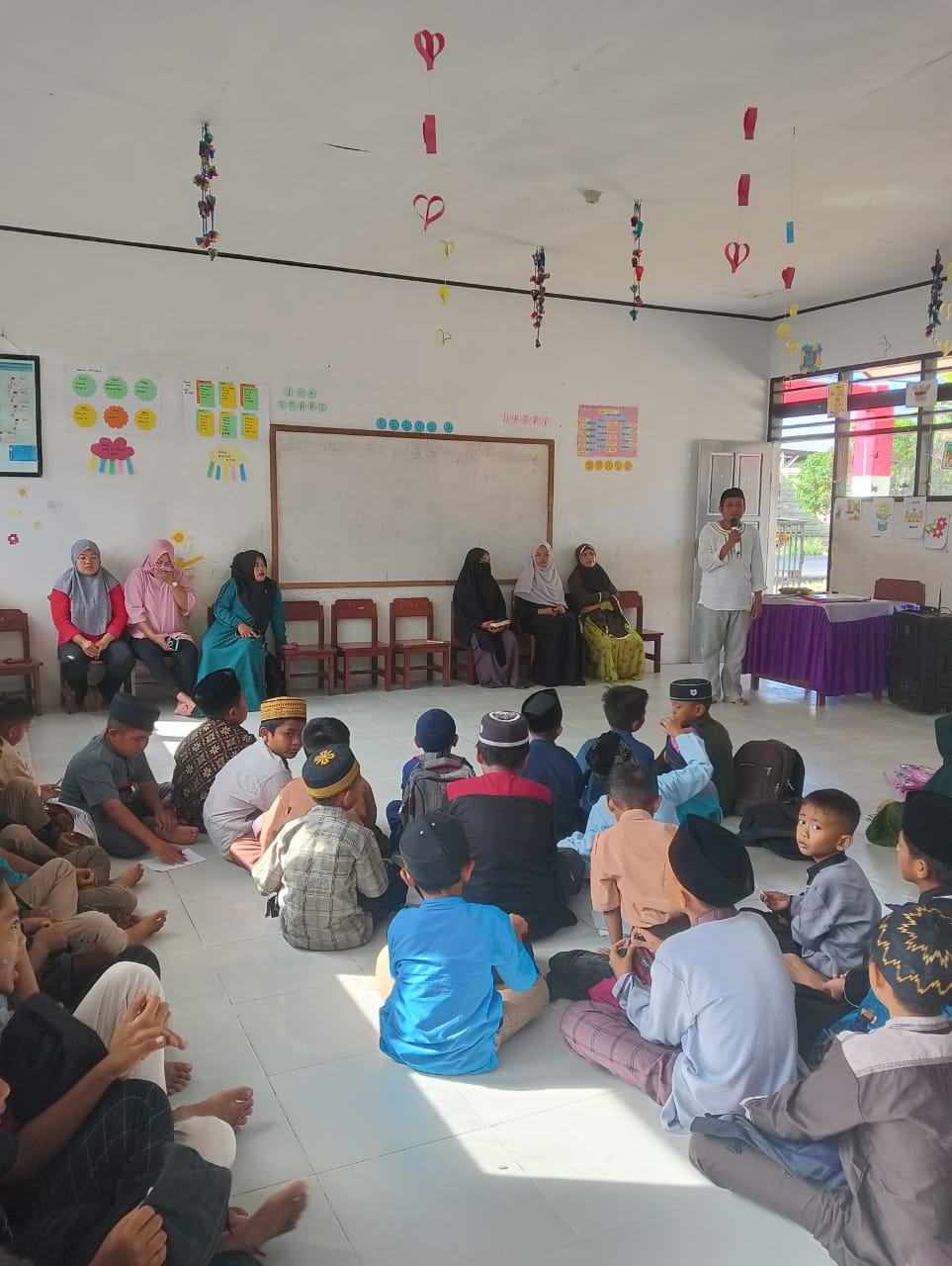 Jelang Libur Sambut Idul Fitri,1444 H Sdn Majene Lakukan Giat Zikir dan Doa Bersama Pesantren Al-Bana Asing