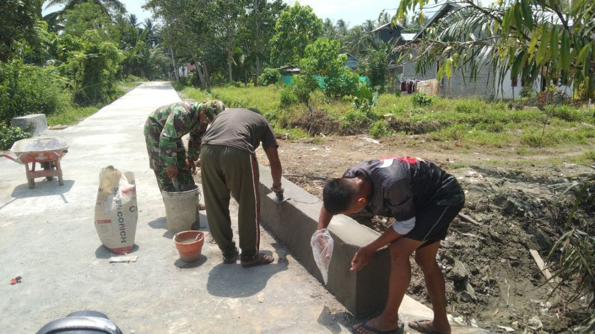 Satgas Dan Warga Desa Ako Lakukan Giat Aci Plat Duicker