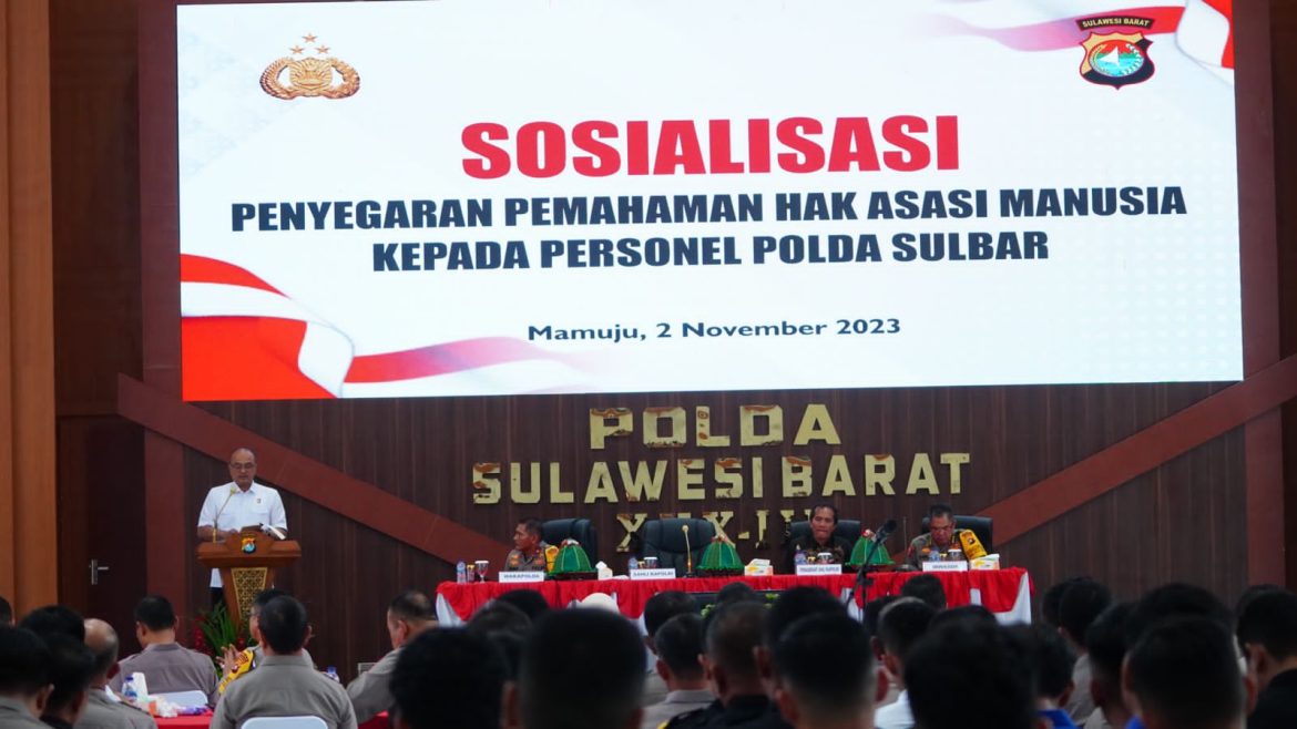 Sahlijemen Kapolri Sosialisasi Penyegaran Pemahaman Hak Asasi Manusia di Aula Marannu Mapolda 