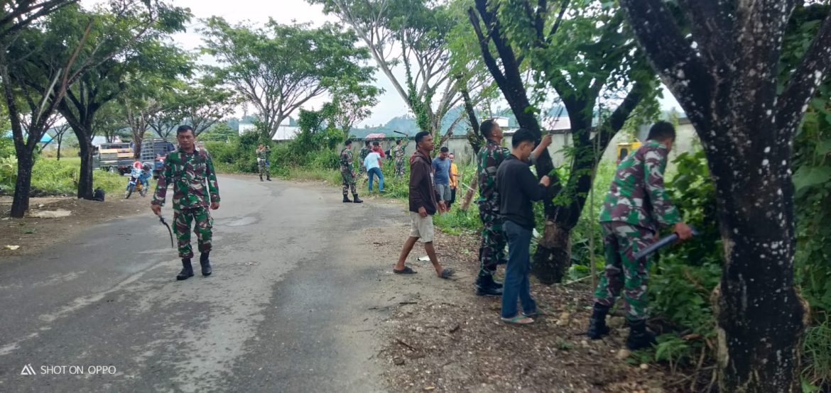 Antusias Kodim 1427/Pasangkayu Bersama Warga Karya Bakti Untuk Mengantisipasi  Terjadinya Banjir dan Wabah Penyakit 