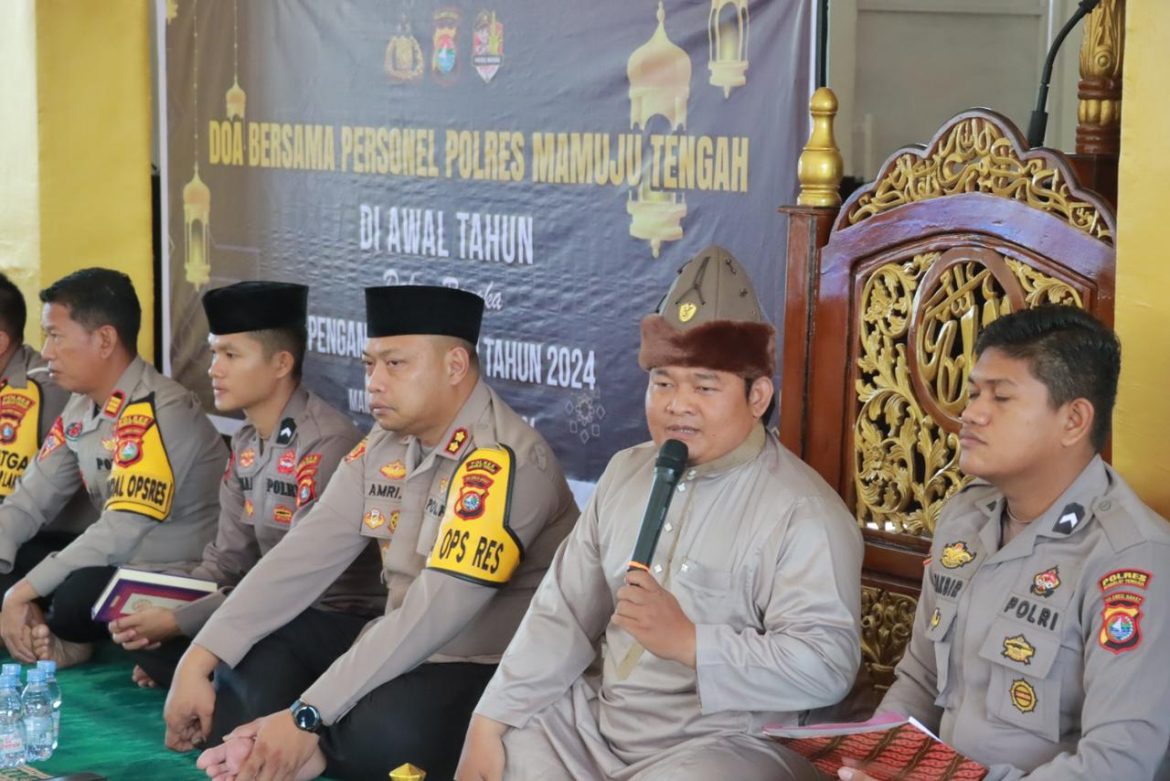 Polres Mamuju Tengah Bersama Bhayangkari Gelar Doa Bersama Di Awal Tahun 2024