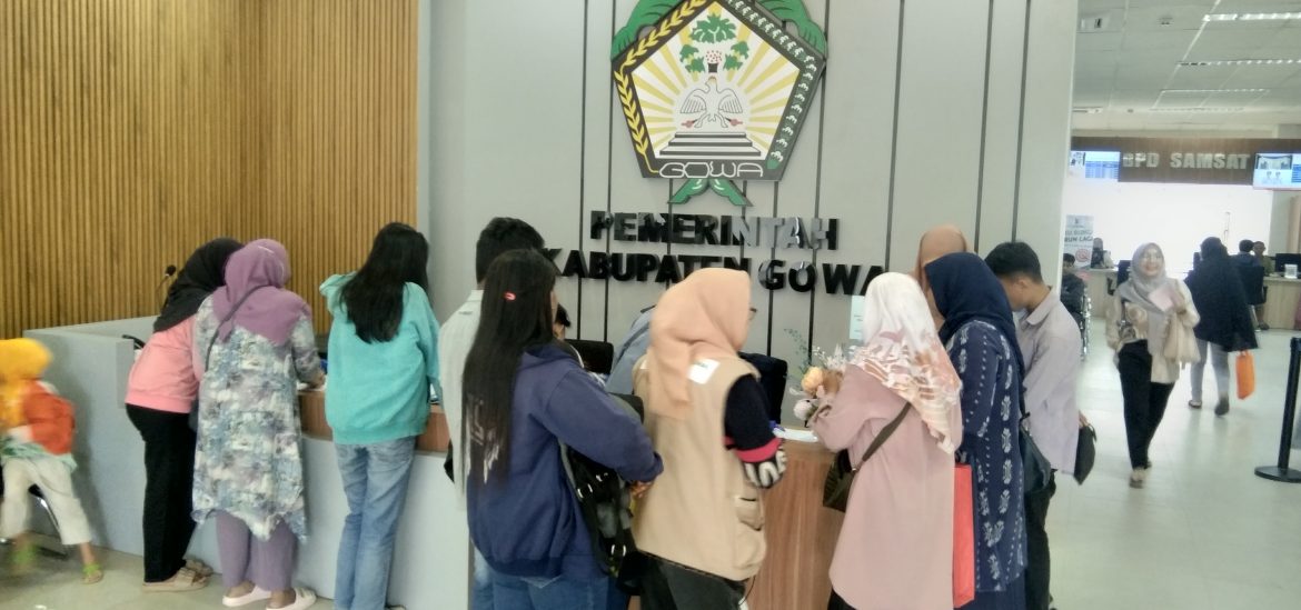 Capil Gowa Dinilai Beri Pelayanan Buruk di Gedung Mall Pelayanan Publik Yang Baru Saja di Resmikan !