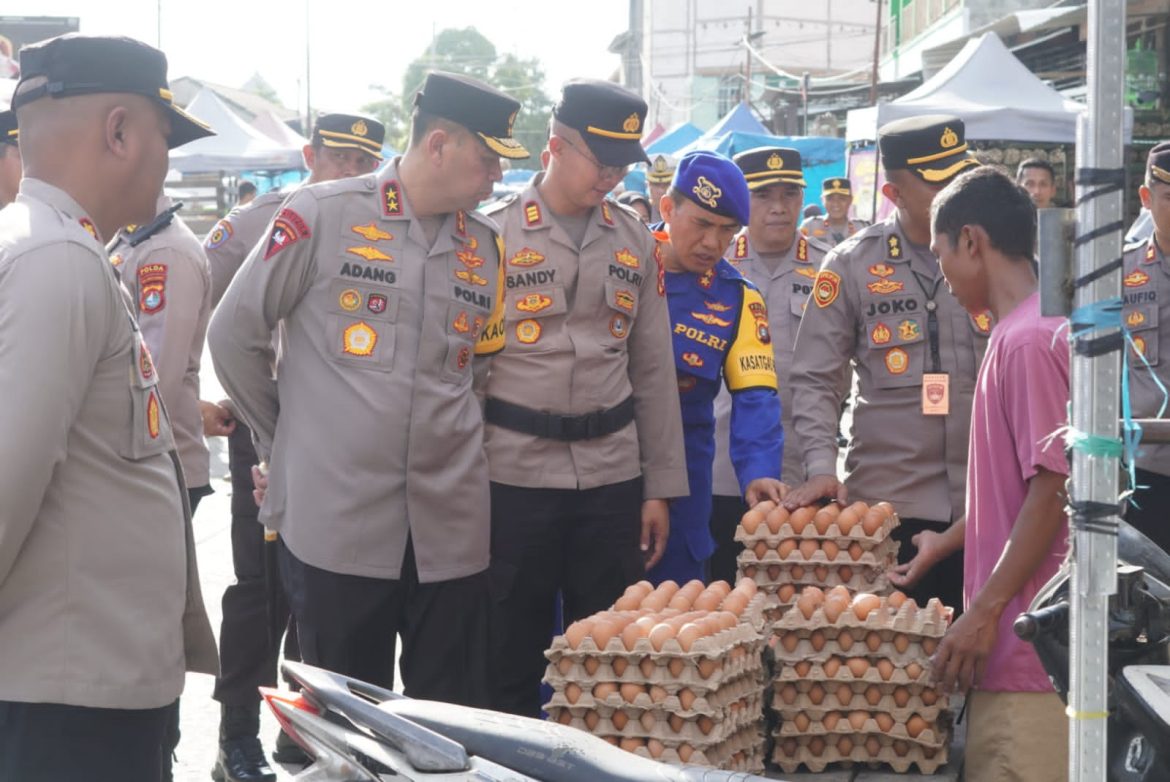 Menjelang Lebarang Kapolda Sulbar, Cek Harga Bahan Pokok di Pasar Wonomulyo