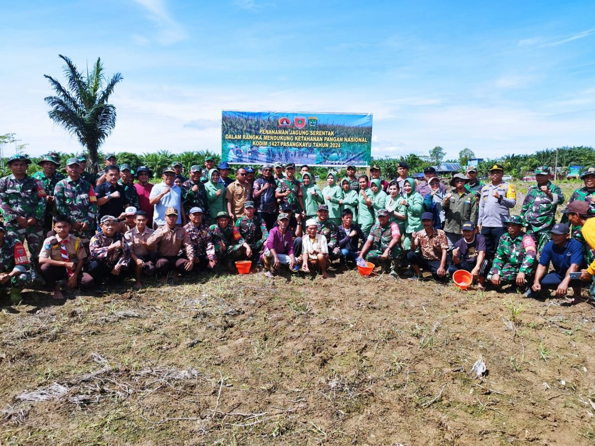 Jalankan Arahan KSAD, Kodim 1427/Pasangkayu Tanam Pohon Di Desa Kasano