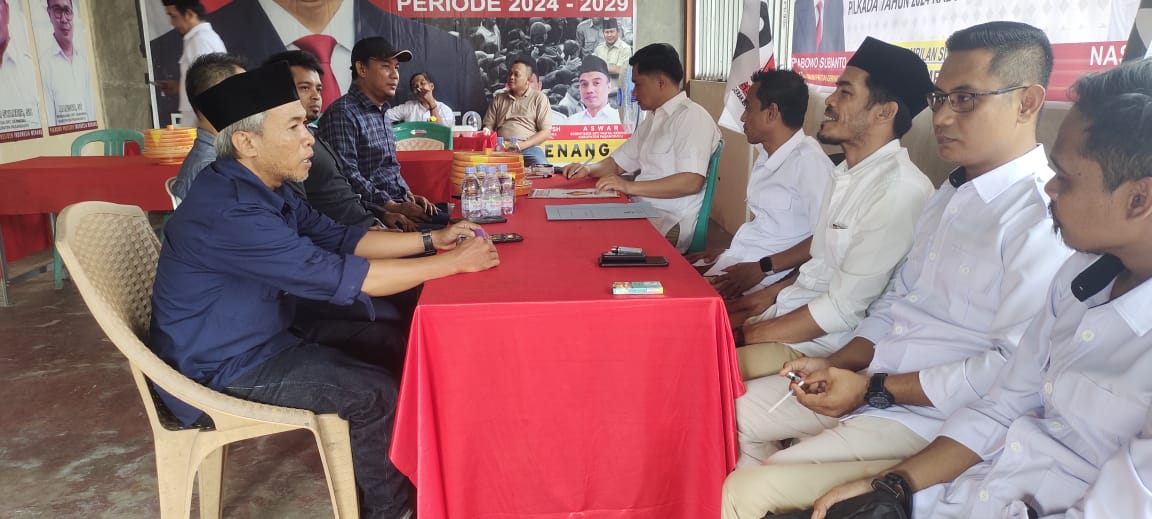 Kader Gerindra Dan Ketua DPD Nasdem Ikut Serta Mengambil Surat Pengantar Cakada