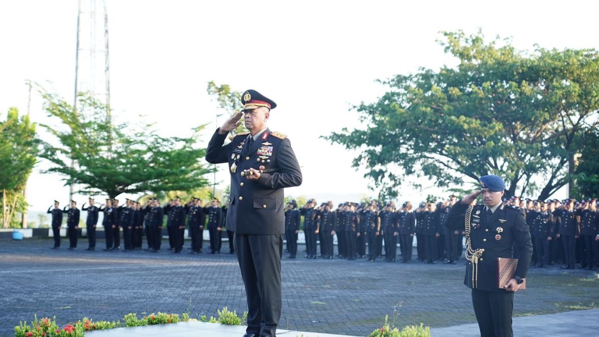 Kapolda Sulbar Pimpin Upacara Peringatan Hari Lahir Pancasila 