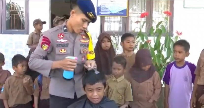 Program Inovatif Binmas Airud Polda Sulbar “Ganteng Cukur Gratis”!