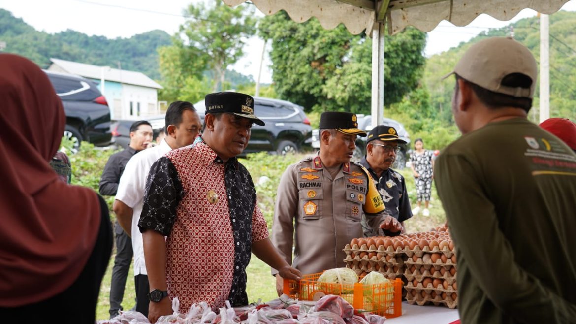 Pantauan Harga Pangan, Wakapolda Sulbar Bersama Forkopimda Kali Ini Sasar Terminal Pasar Baru