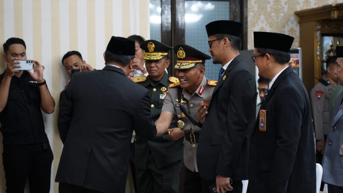 Wakapolda Ucapkan Selamat Dan Sukses Kepada Kepala BPKP Sulbar Yang Baru Dilantik