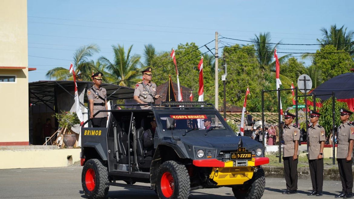 Kapolda Sulbar Pimpin Upacara Penutupan Pendidikan Pembentukan Bintara Polri Di SPN Mekkatta