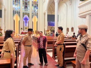 Jelang Perayaan Nataru, Camat Bontoala Tinjau Beberapa Gereja, Ini Tujuannya.