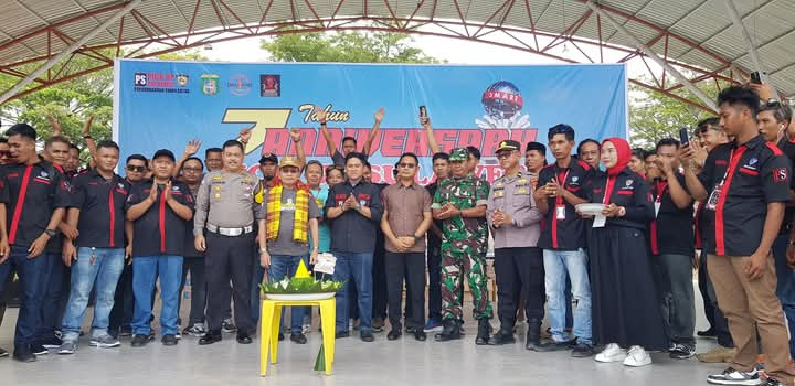 Bupati Pasangkayu Hadiri Aniversari Ke-7 Pick Up Sulawesi Di Alun-Alun Pasangkayu