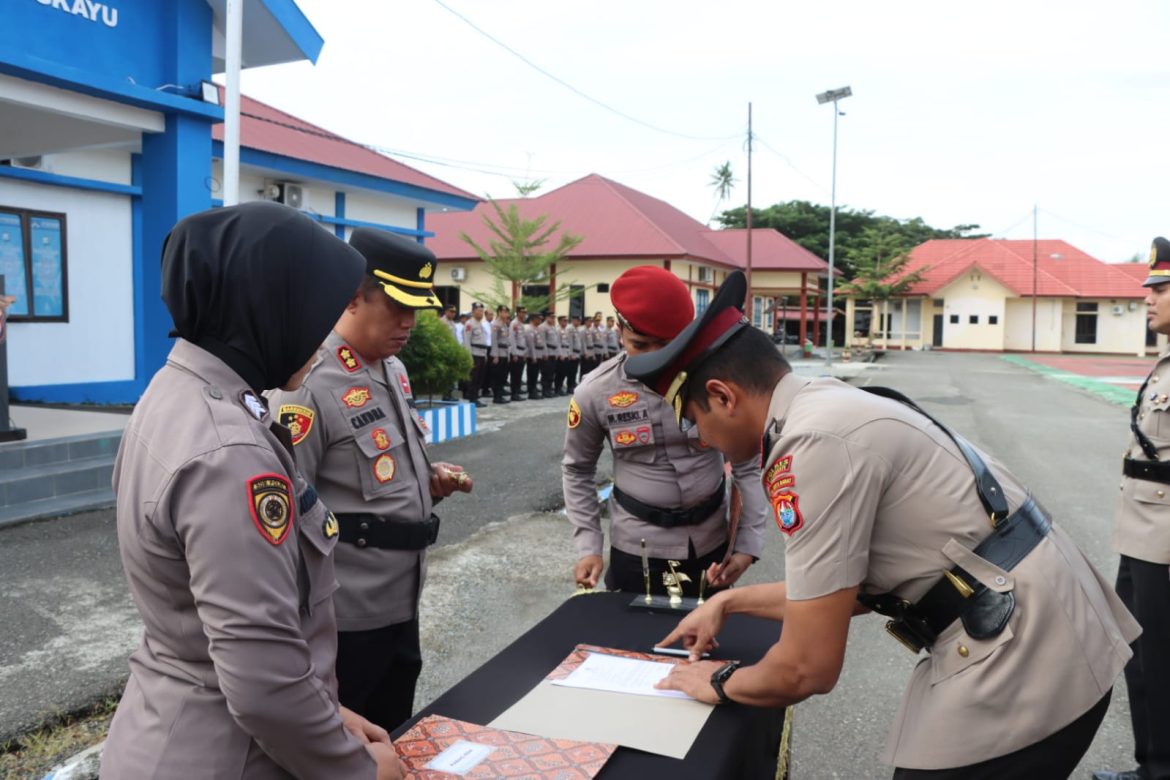 Kapolres Pasangkayu Pimpin Sertijab Dan Penyerahan Jabatan: Wujudkan Polri Yang Lebih Presisi