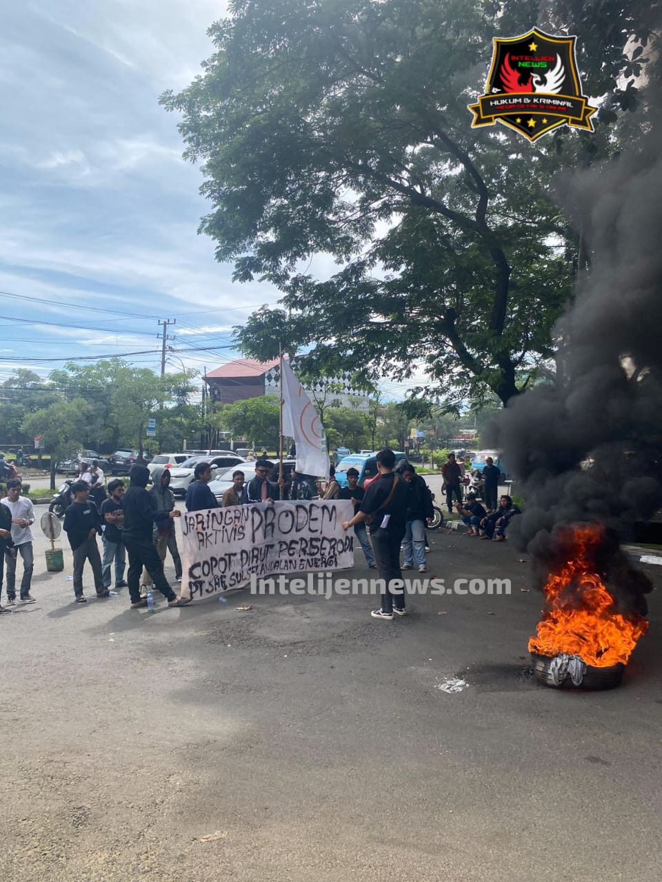 Gawat Prodem sulsel geruduk kantor gubernur ada apa?