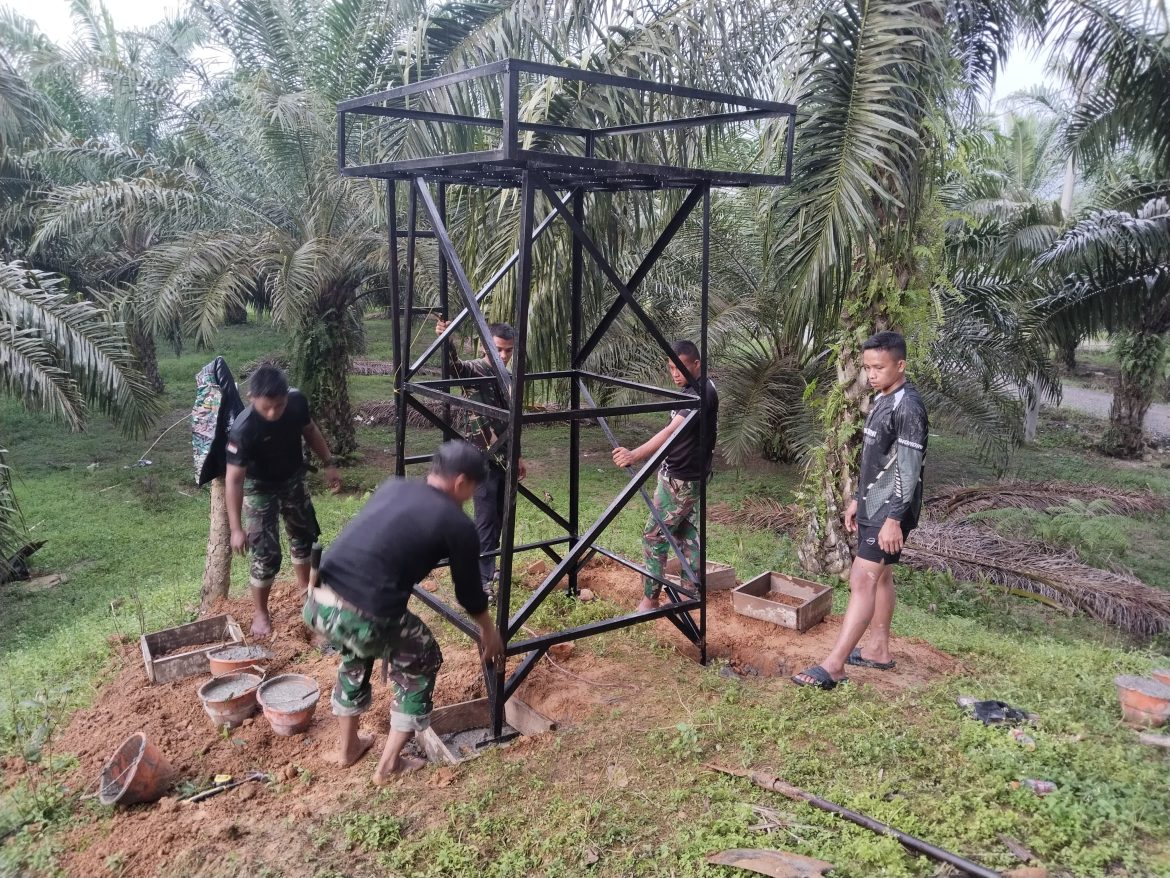 Kerja Keras Satgas TMMD Pasangkayu Pasang Penampungan Air Di Dusun Kanan Tuo